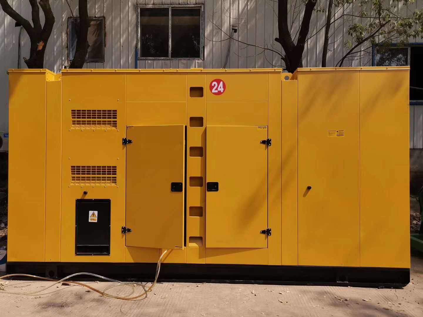 郧西租赁发电机-国产柴油发电机油耗的奥秘