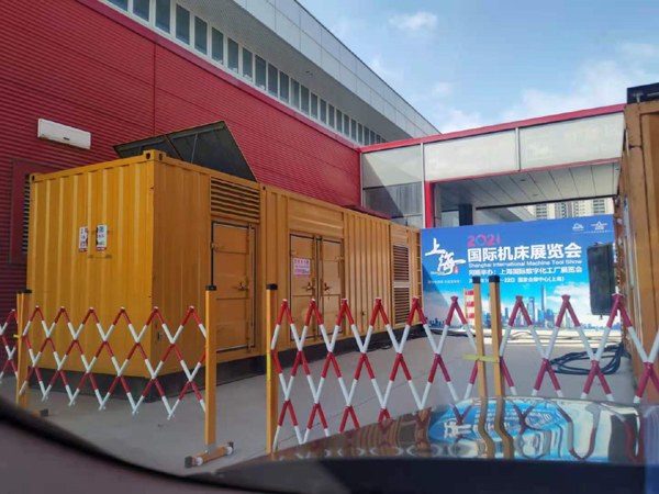 郧西发电车出租-发电机无电压或电压太低怎么办？